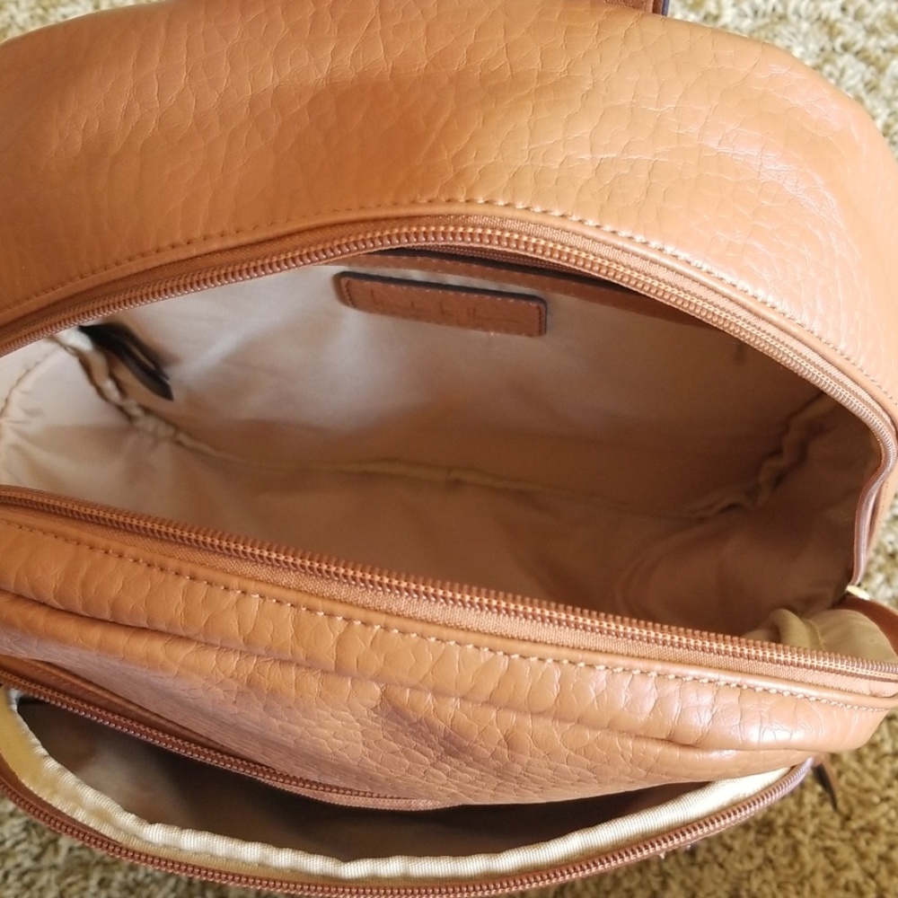 Backpack - Picture 3 of 3